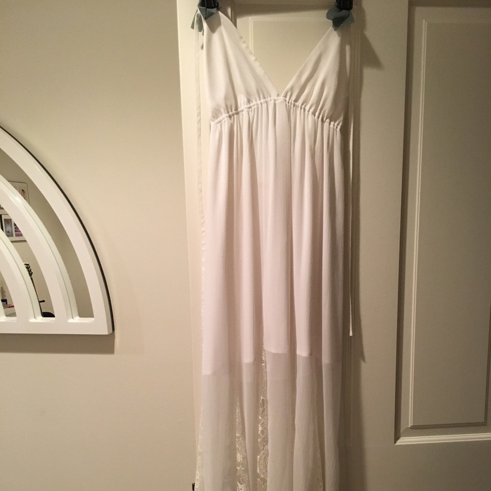 Alice and Olivia white long dress